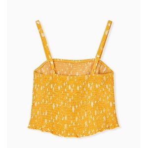 Cute yellow cropped torrid size 3